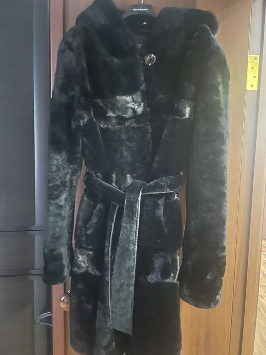 Мутоновая шуба с норкой