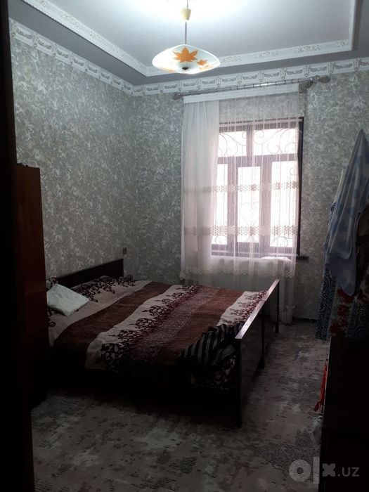 Qibray mayiskida 2sotih 4hona uchastka sotiladi