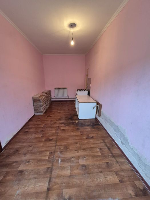 Басқұдықта 1 бөлмелі сарай жалға беріледі . Асфальт барып тұр