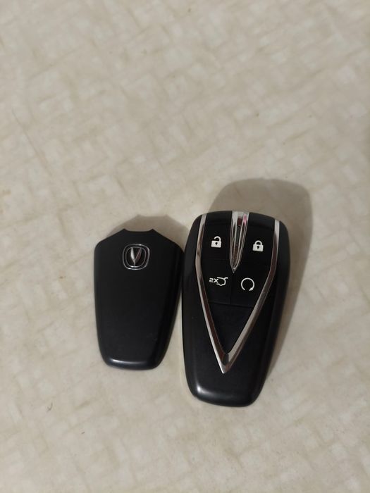 Продам ключ брелок на Changan