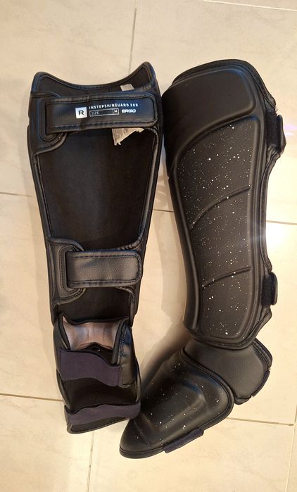 Боксови ръкавици, протектори -муай тай, кикбокс, мма