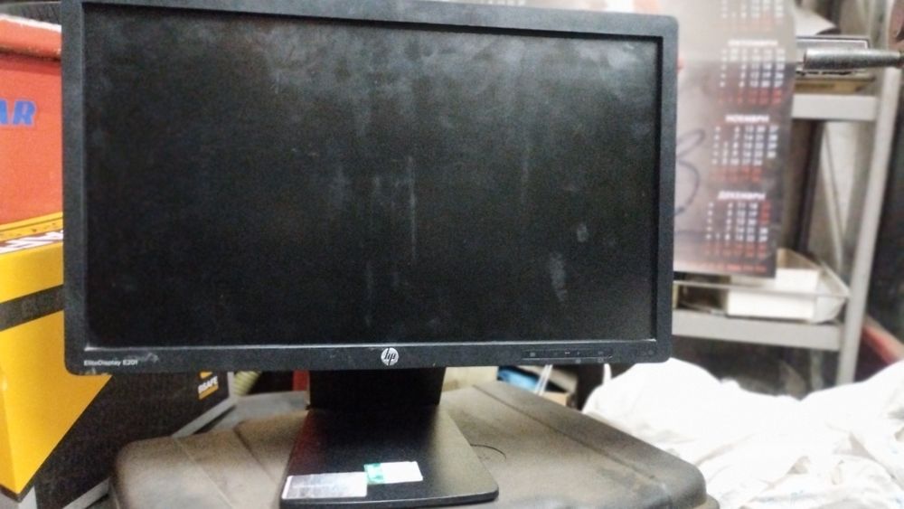 Монитор hp ползван съвсем малко