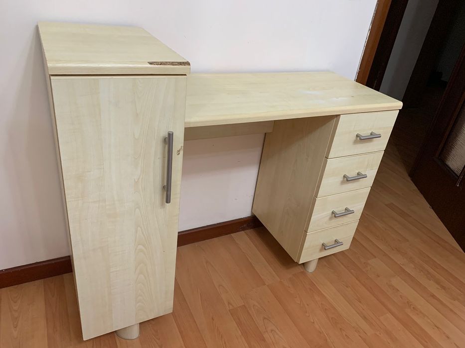 Шкаф компьютерный