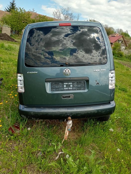 Cady avariat este de vinzare.