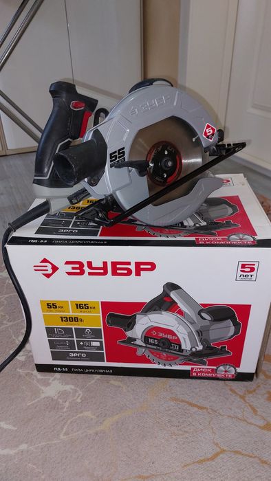 Пила циркулярная