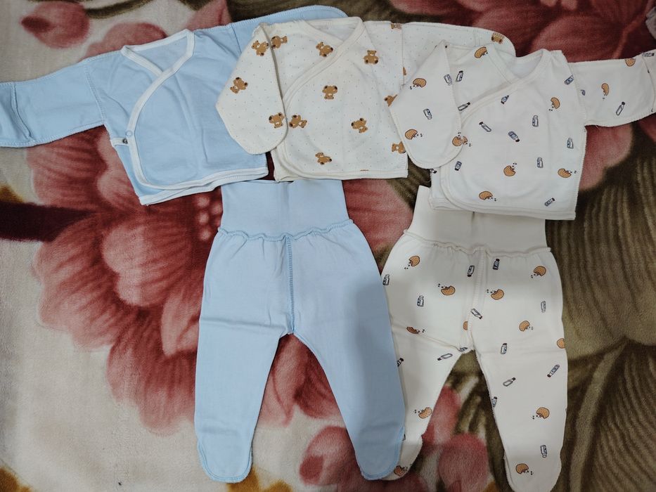 Продам детские вещи