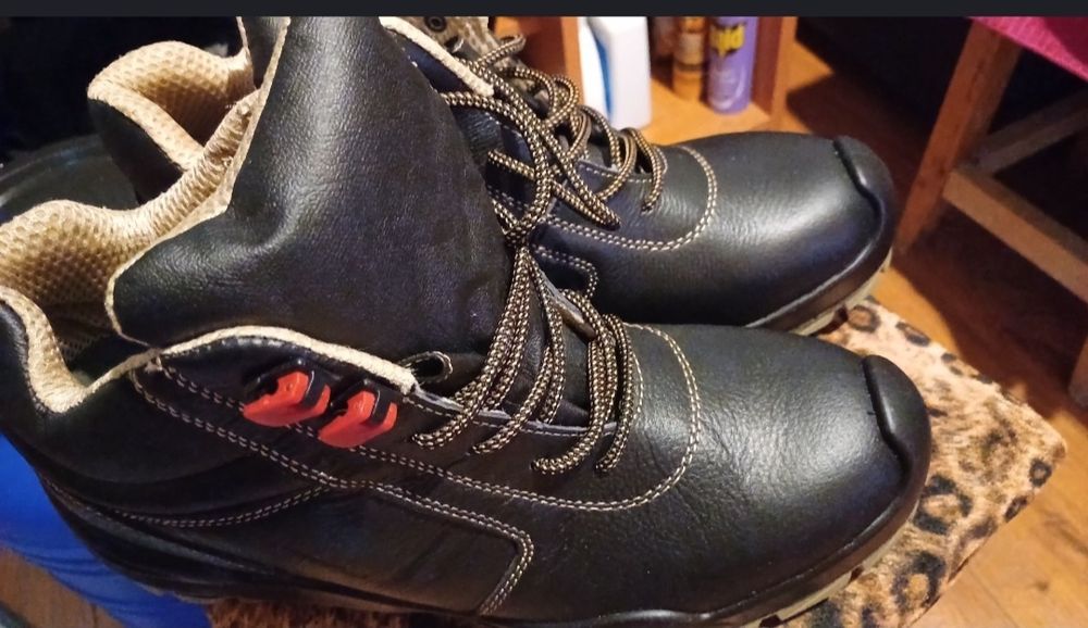 Bocanci de protecție