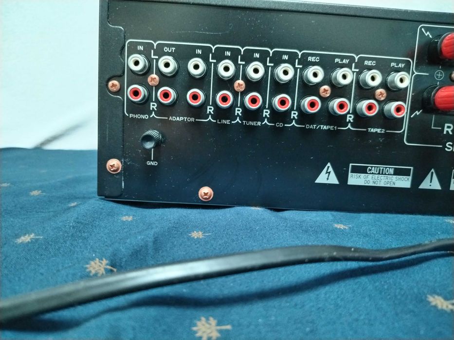 Усилвател Pioneer A337