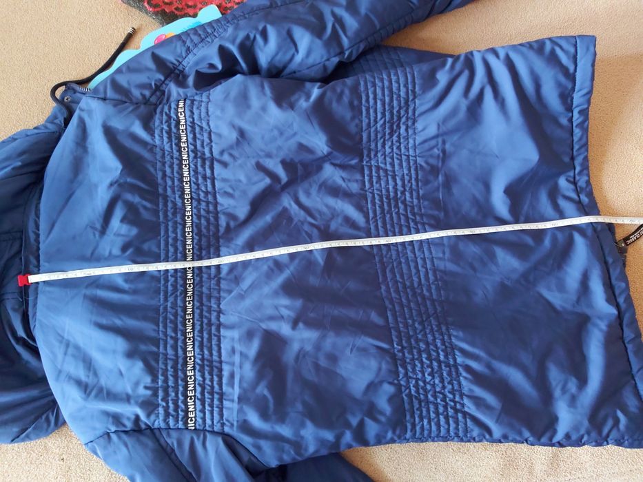 Продам куртку осень-весна.