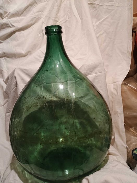 Стъклена дамаджана с кош 30л