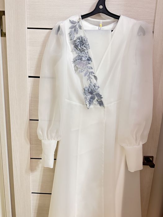 Продам платье