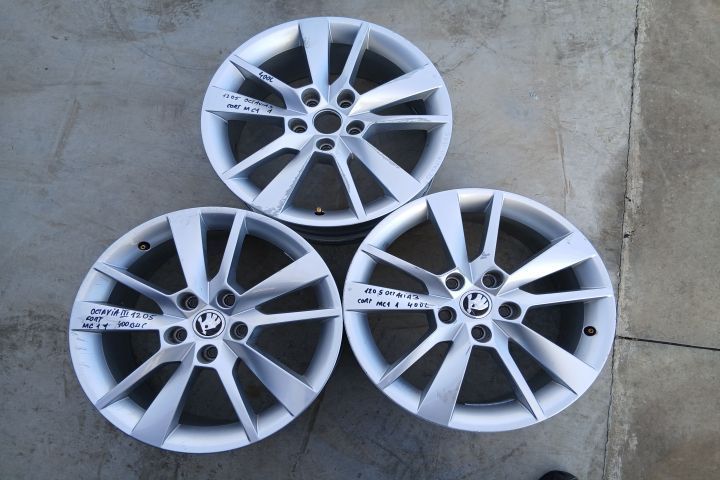 Janta aliaj 17 5E0601025CC 5E0601025BG 7JX17H2 ET49 5E0601025CC 5E060