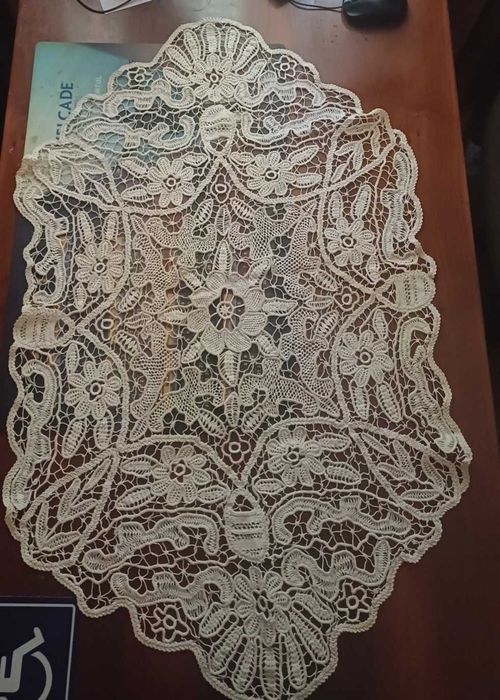 Piesă Macrame lucrată manual