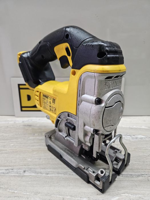 Dewalt Зеге DCS331 18V.
