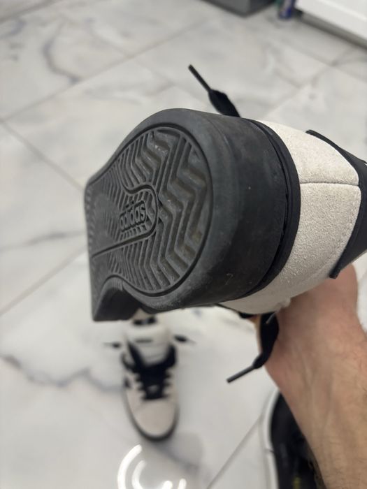 Adidasi adidas nr 44