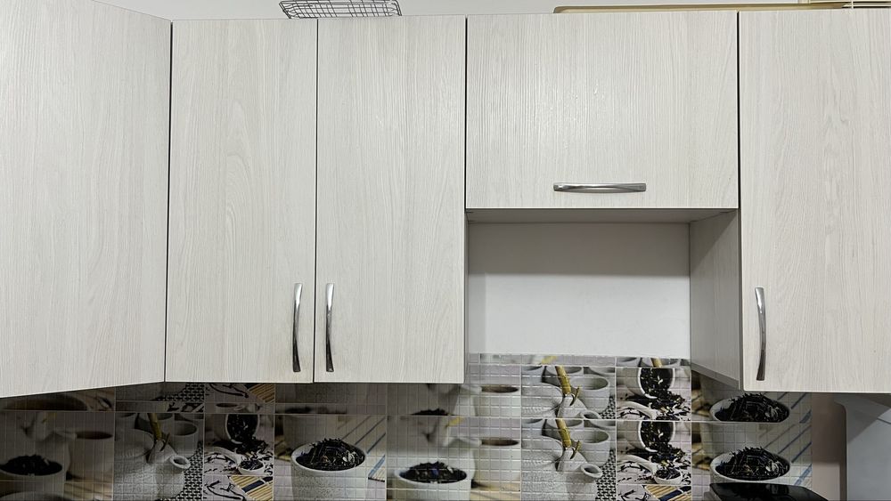 Срочно продам кухонный гарнитур