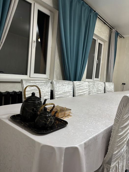 Стол 4метра…..