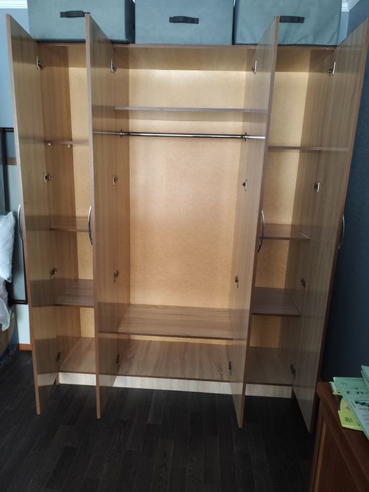 Шифоньер  для одежды