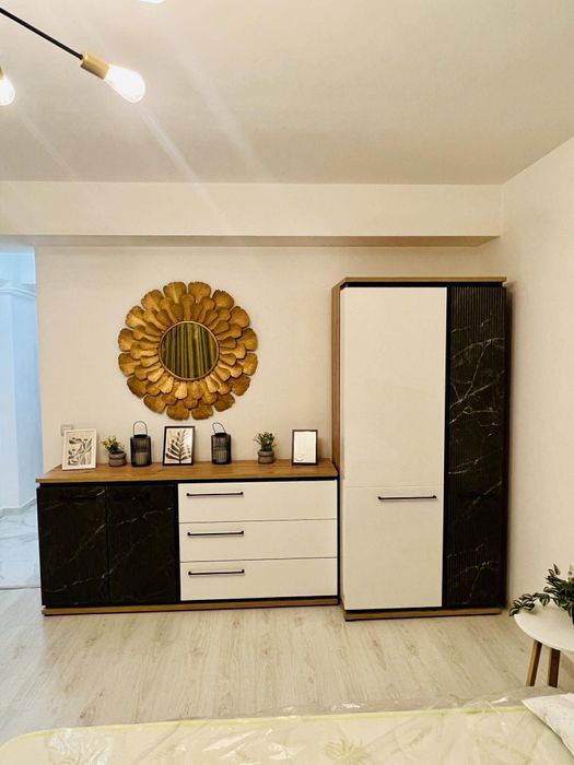 Vând garsoniera de lux zona centrala