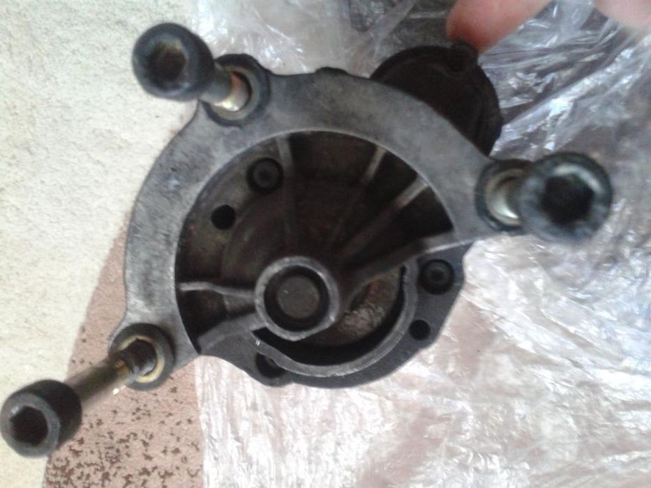 Стартер Пежо Партнер , Компютър Рено 19