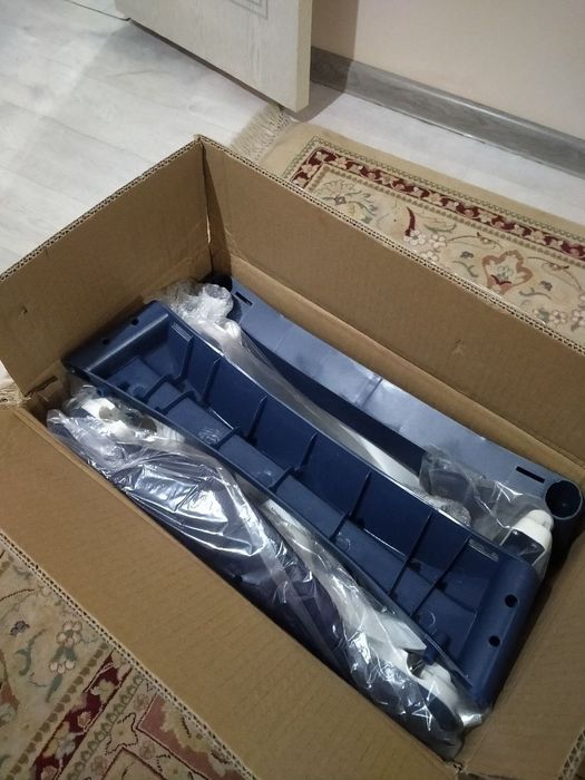 Стол кормление почти новый