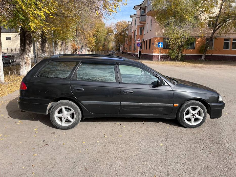 Продам Тойота Авенсис