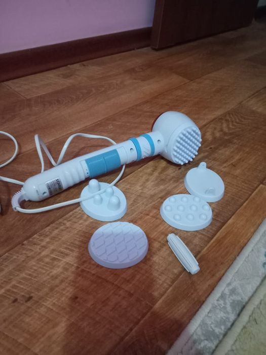 Продам массажер.