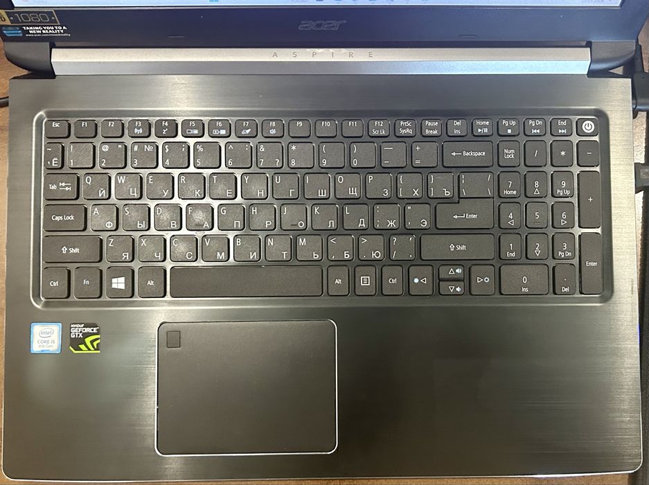 Acer Aspire 7 A715-72G