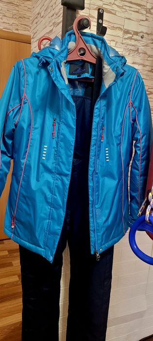 Женская одежда. Л