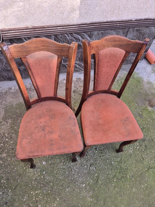 Древни, древни столове за трапезария