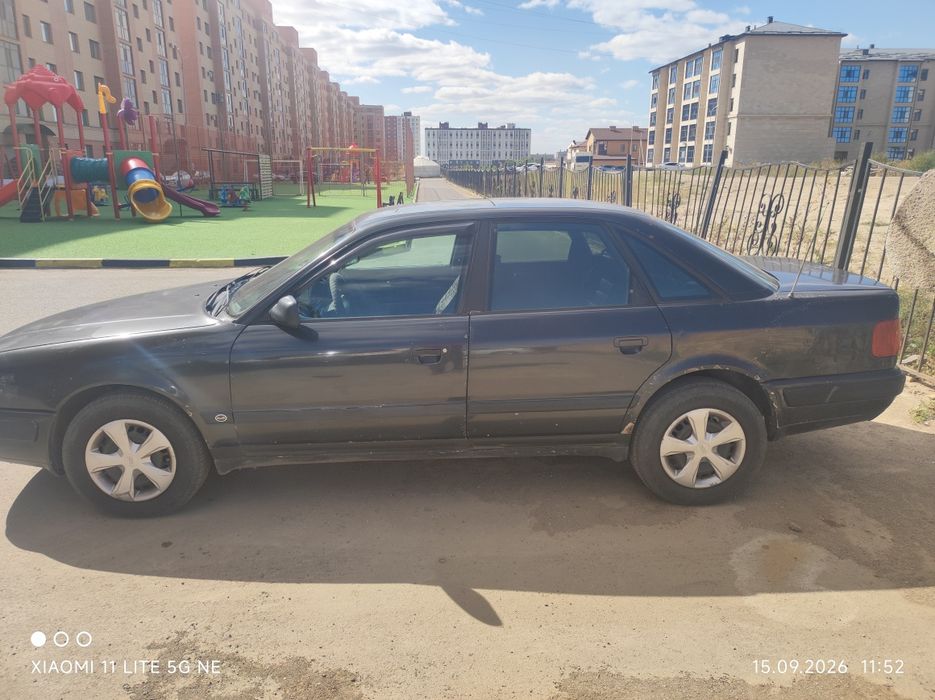 Продам Ауди 100 с 4 2.6