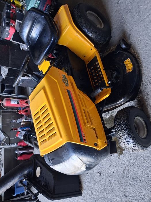 Продавам тракторна косачка косачка