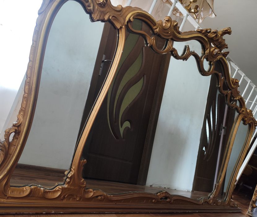 Set 2 oglinzi vintage stil Baroc/Rococo – rame sculptate, aduse din Italia