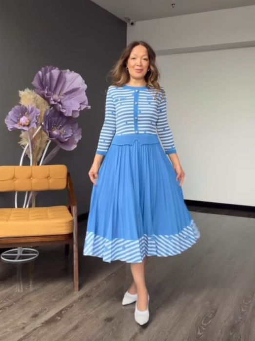 Продам платья срочно