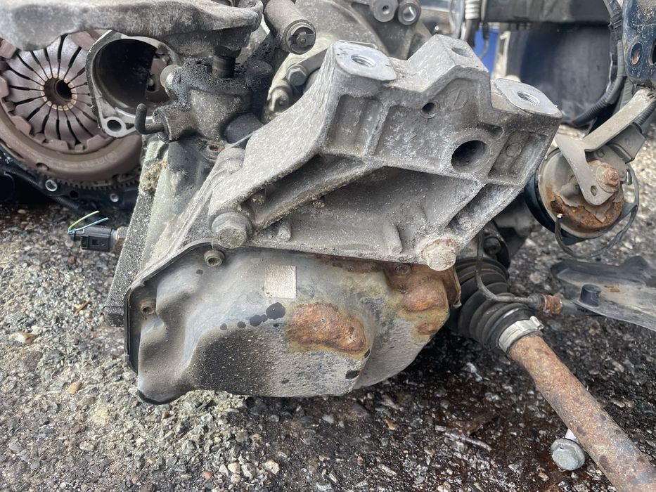 Ръчна скоростна кутия за seat 1.6 102 к с селат толедо алтеа алтеа х