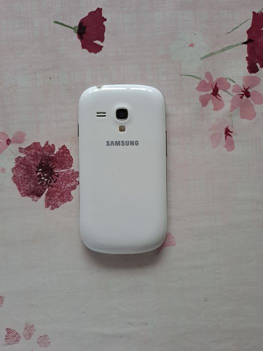 Samsung Galaxy S3 mini (GT-I8190)