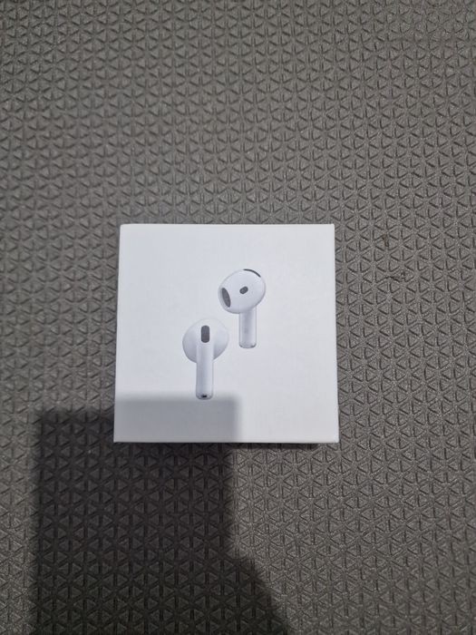 AirPods 4 cu Active Noise Cancellation(1:1)