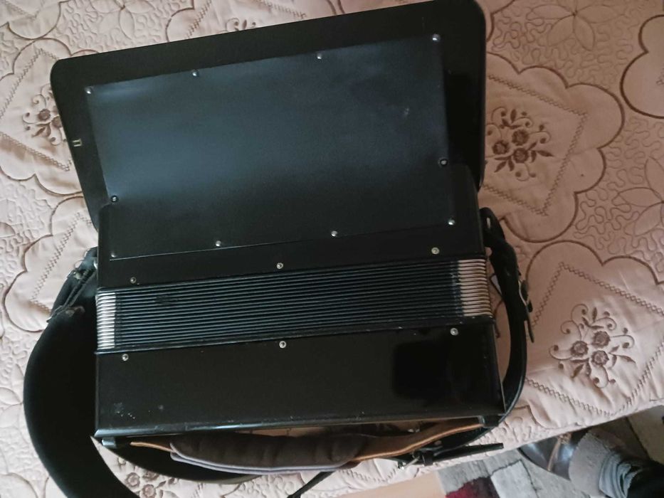 Acordeoane HOHNER 80 BAȘi/ 48 BAȘI, acordate