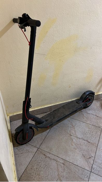 продаю электросамокат