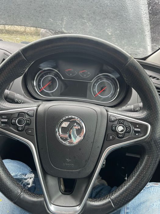 Dezmembrez bmw e 90 e 46 opel insigna