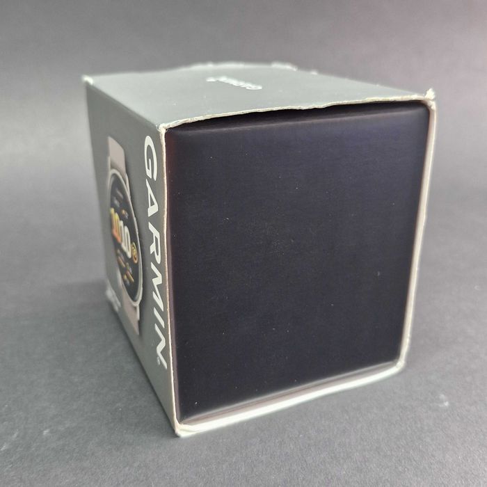 Liquid Money vinde - Smartwatch GARMIN Venu 4, 45mm Wi-Fi GPS SIGILAT