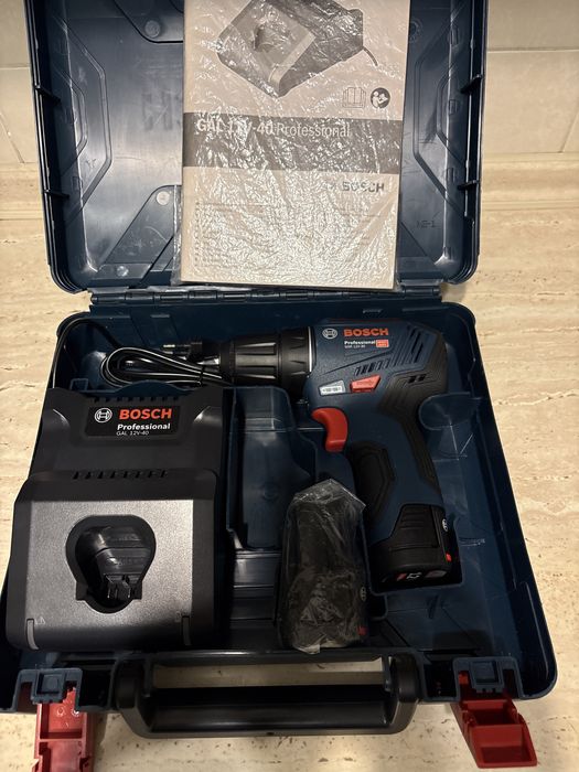 Продам шуруповерт Bosch GSR 12-30