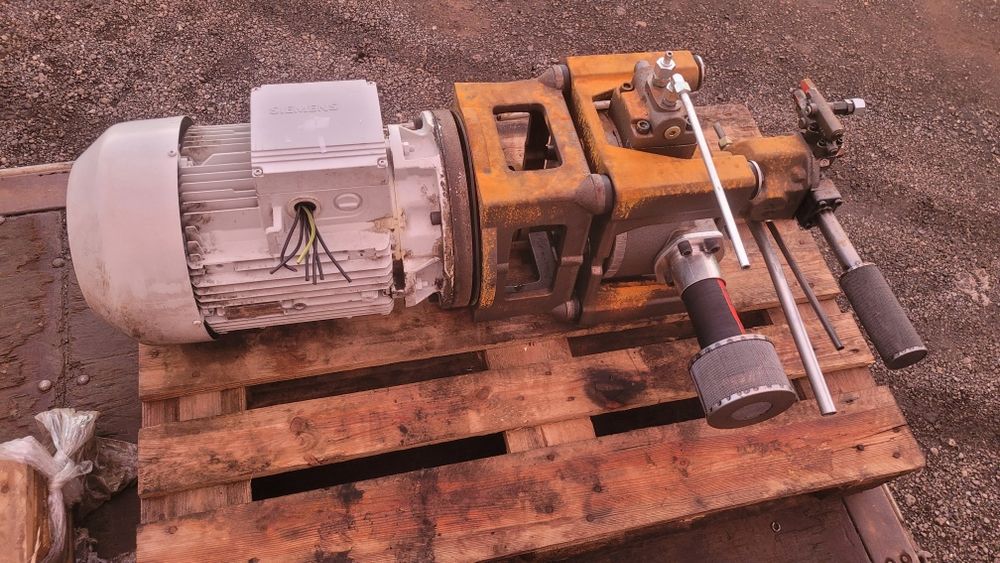 motor trifazic cu pompa hidraulica cu pistoane presiune mare