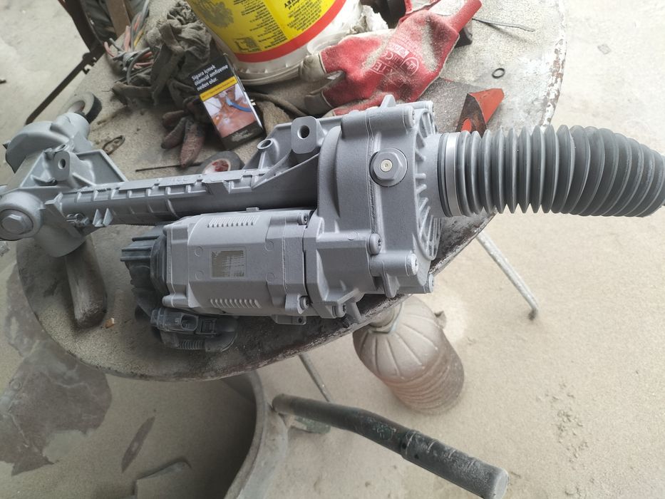 Ofer servicii de sudura. Extracție șuruburi rupte  sablare cu nisip