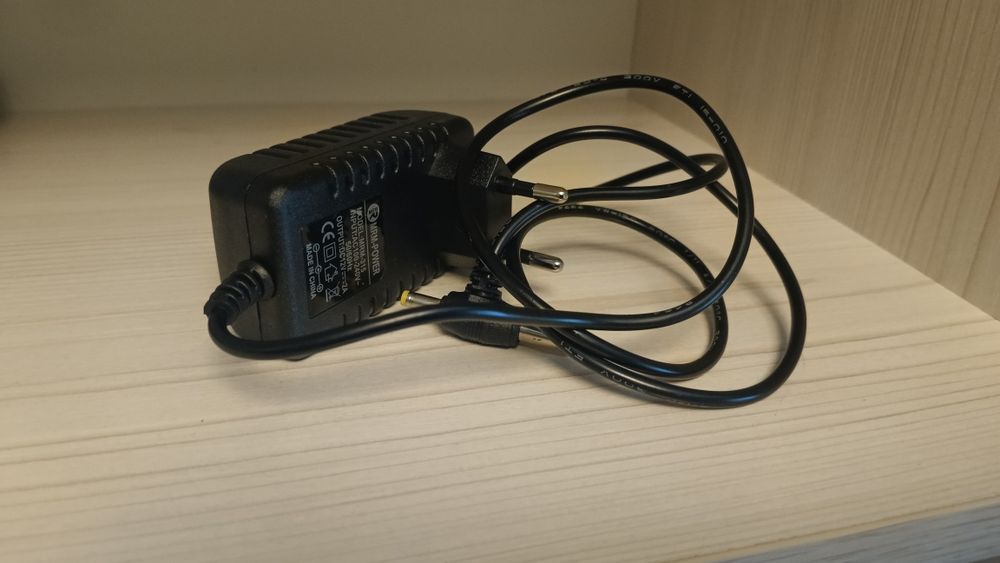 Продам роутер D-Link