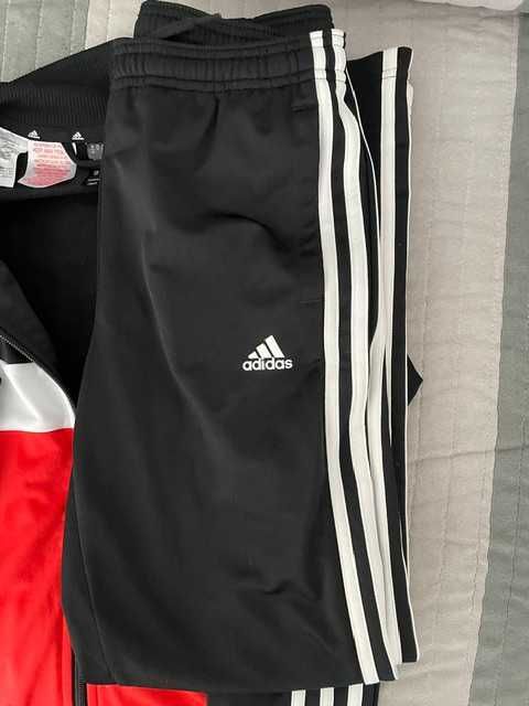 Trening Adidas Original pentru Copii (masura 152)  varsta 11 - 12 Ani