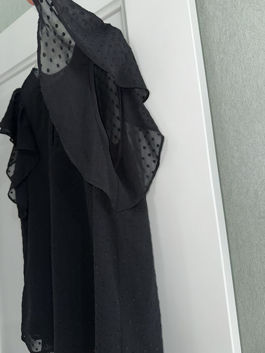 Нарядная блузка H&M