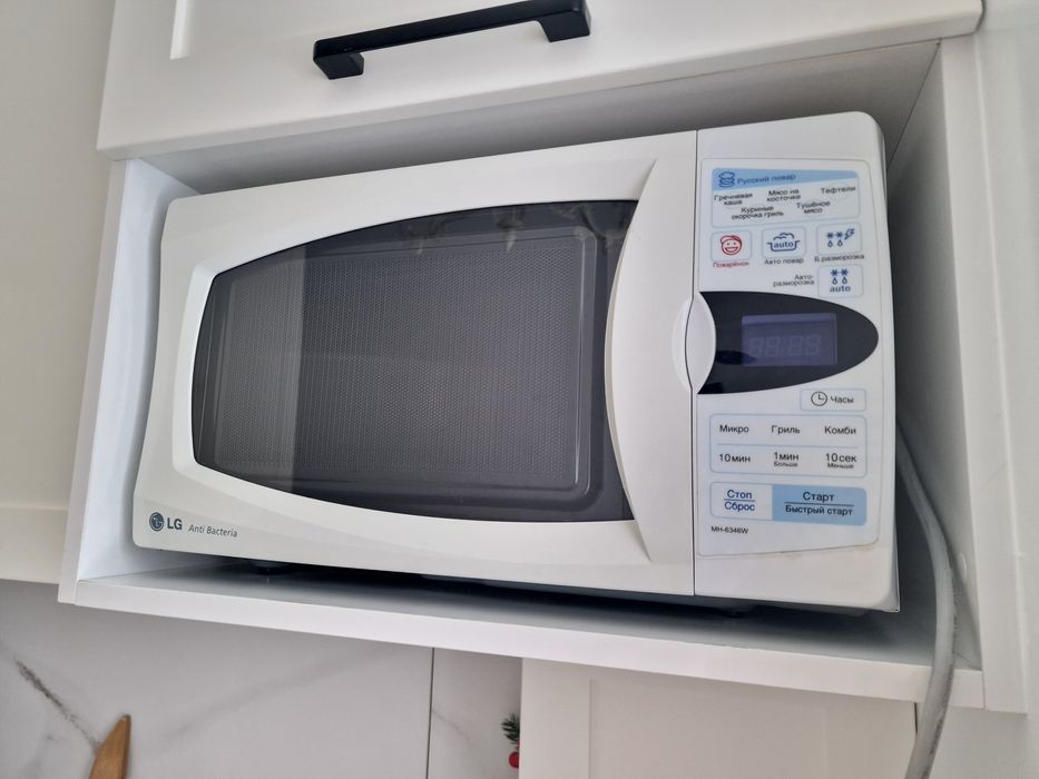 LG Микроволновка, кнопки запуска не работает