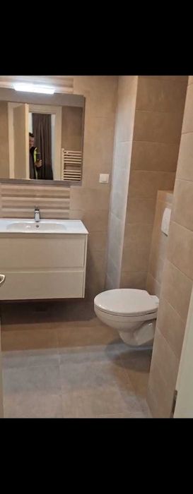 apartament 1 camera dacia conest pf inchiriez