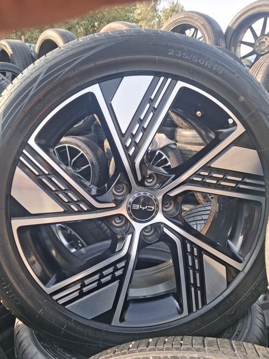 19 song pro 4 ta diska bor